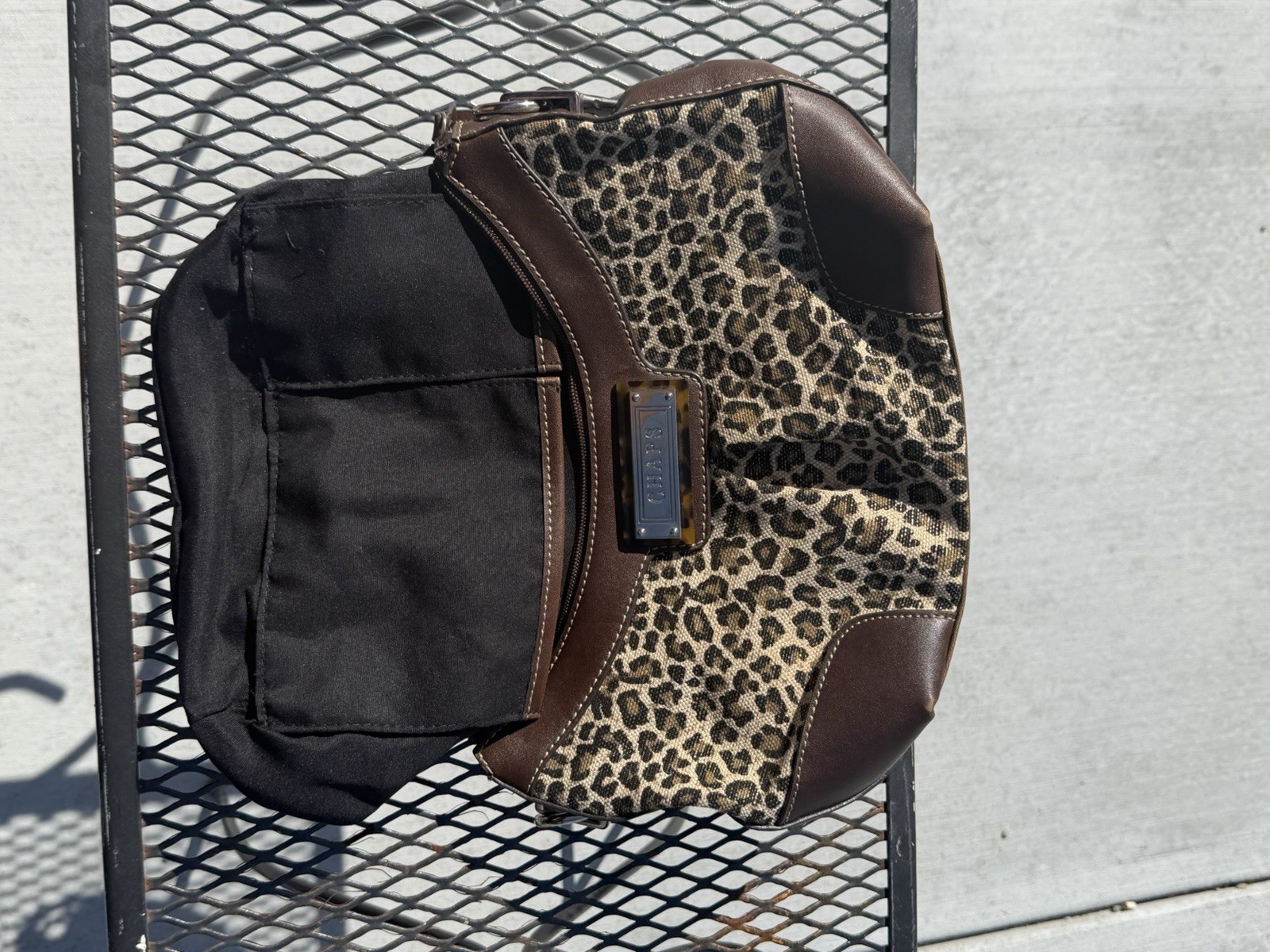 Chaps Women’s Leopard Animal Print Shoulder Bag Zip, Silver Hardware, Lined Y2K
