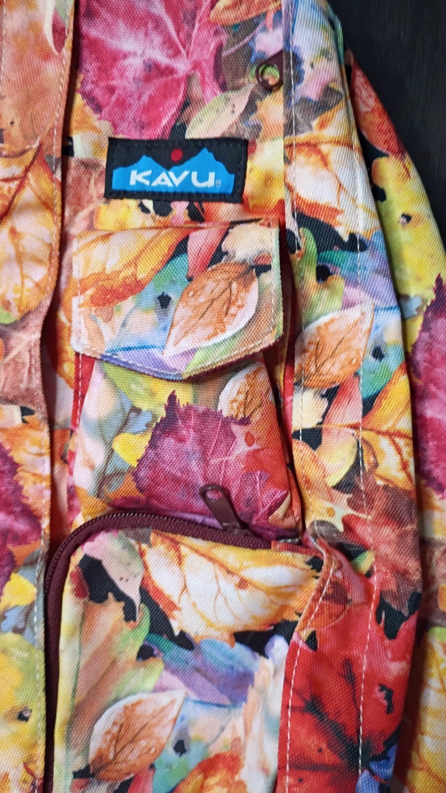 KAVU Rope Sling Crossbody Bag Leaf Me Be 10L HTF Autumn Fall Leaves Print