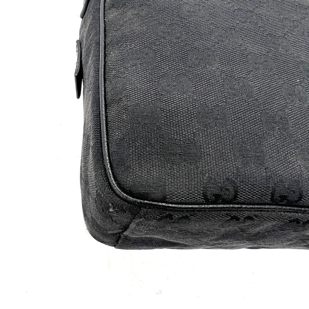 Excellent Condition Gucci Shoulder Bag GG Canvas Box
