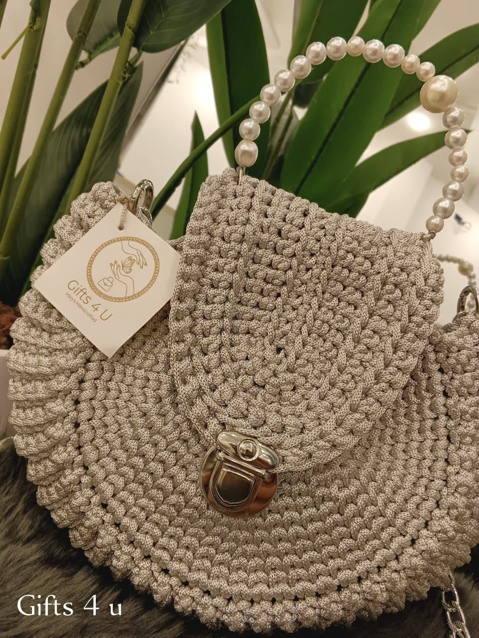 Handmade Shell-Inspired Crochet Handbag with Elegant Pearl Handle