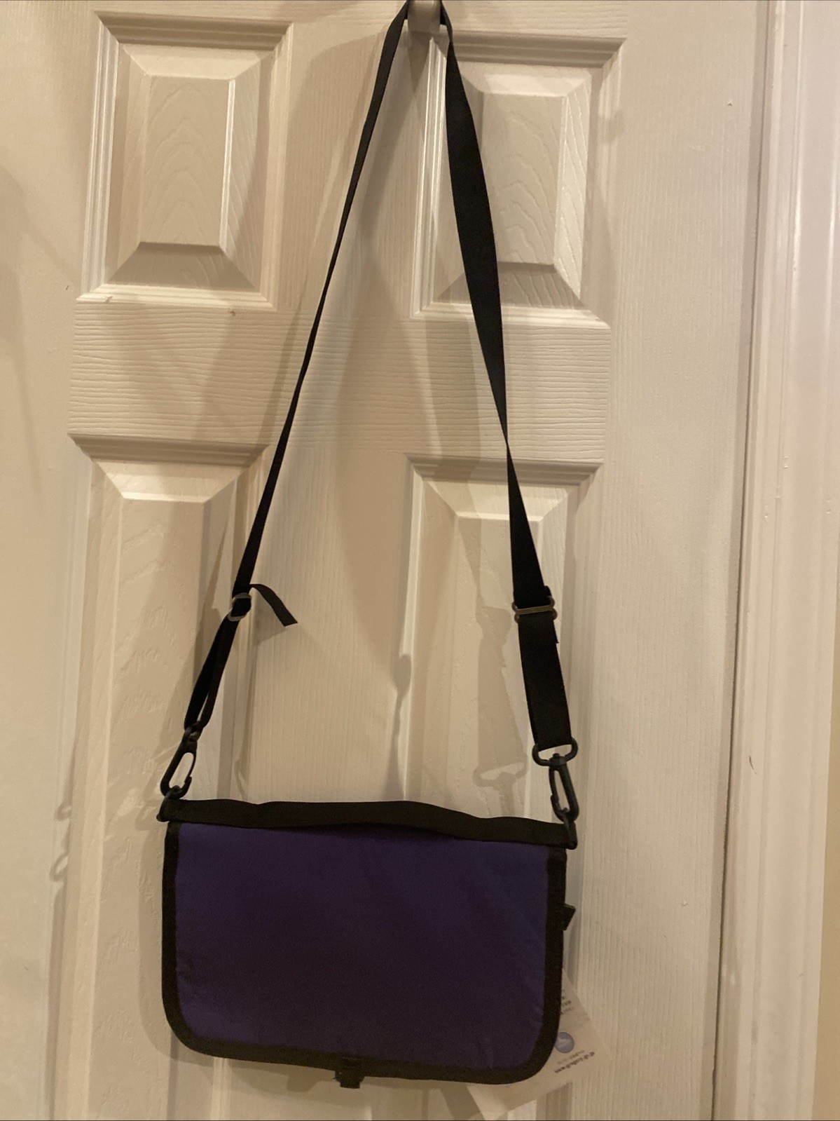 Gregory Reversible Crossbody Saddle Bag Violet and Floral Tapestry Key Clip NWT