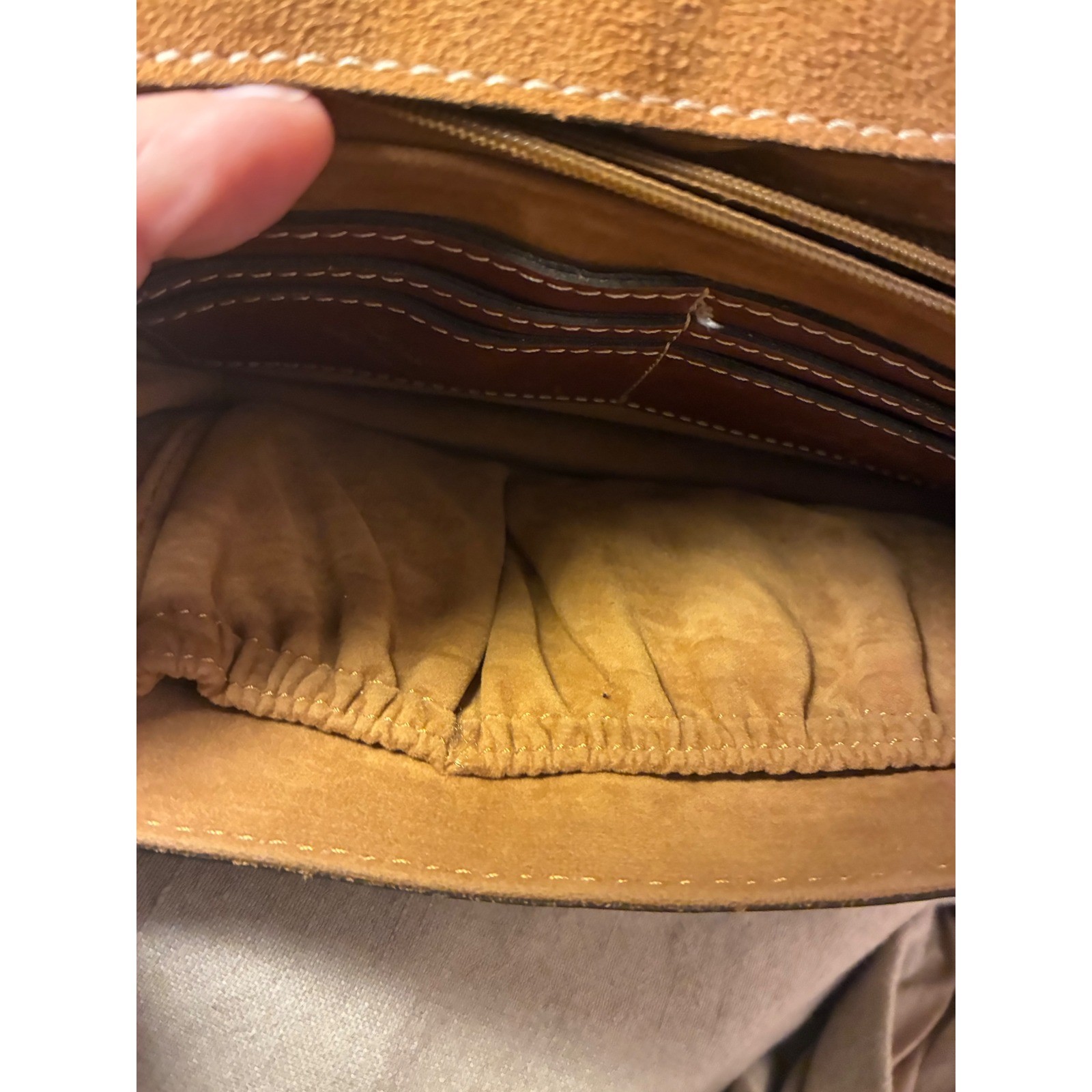 Patricia Nash Tan Cognac Leather Wristlet Clutch Organizer Bag Antique Brass.