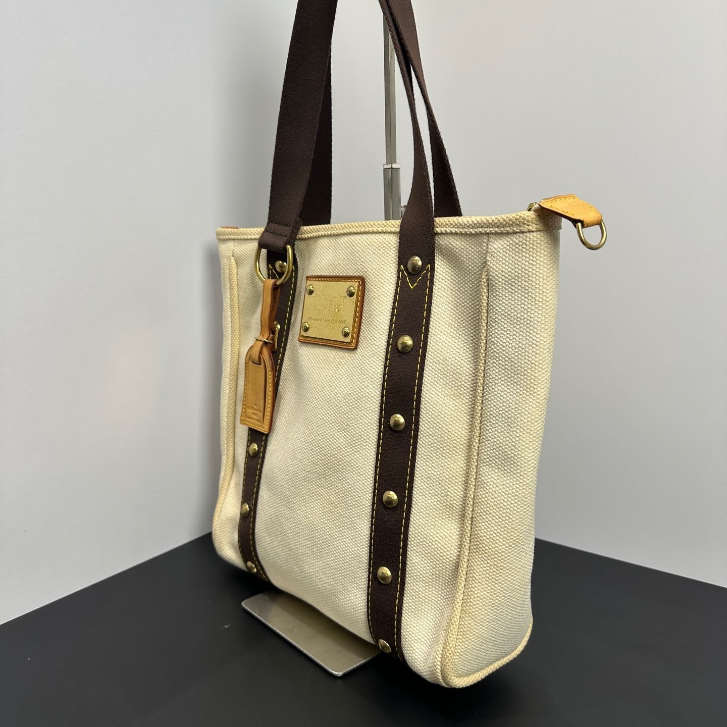 Louis Vuitton Antigua Cabas MM M40035 Beige Canvas GHW Shoulder Tote Bag Rare