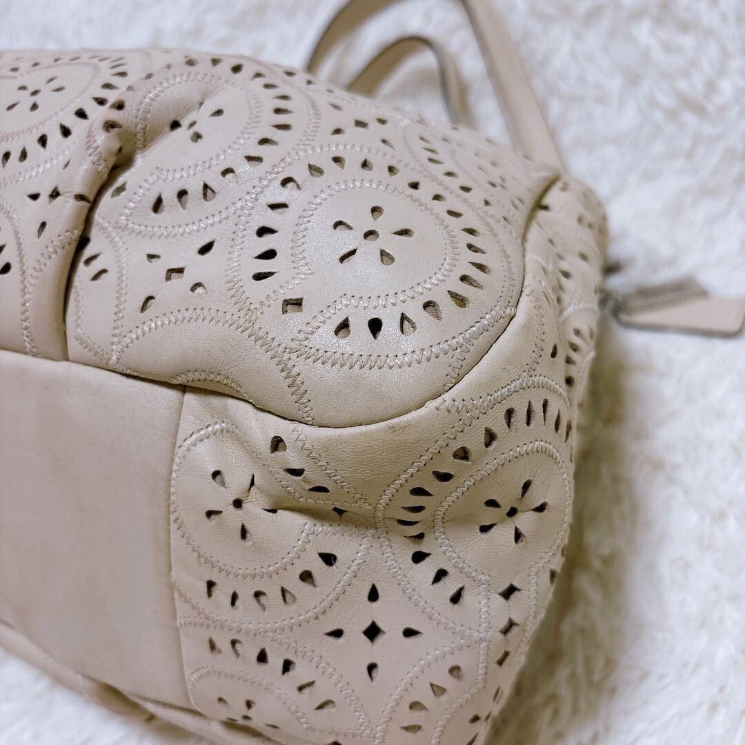 COACH Madison Maggie Perforated Leather Shoulder Bag Beige F19625 Tote 35cm
