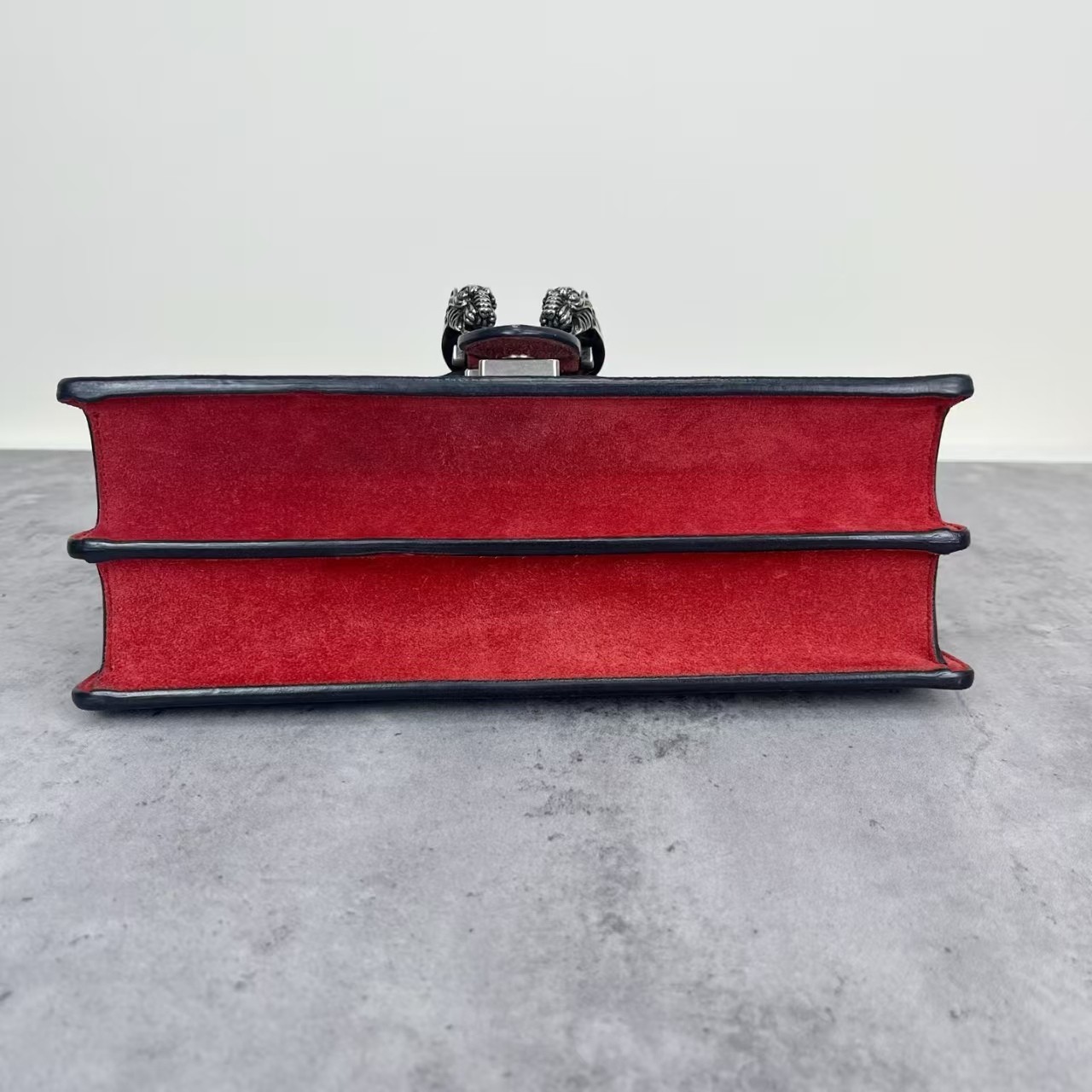 Dionysus Medium Red GG Supreme Shoulder Crossbody Bag