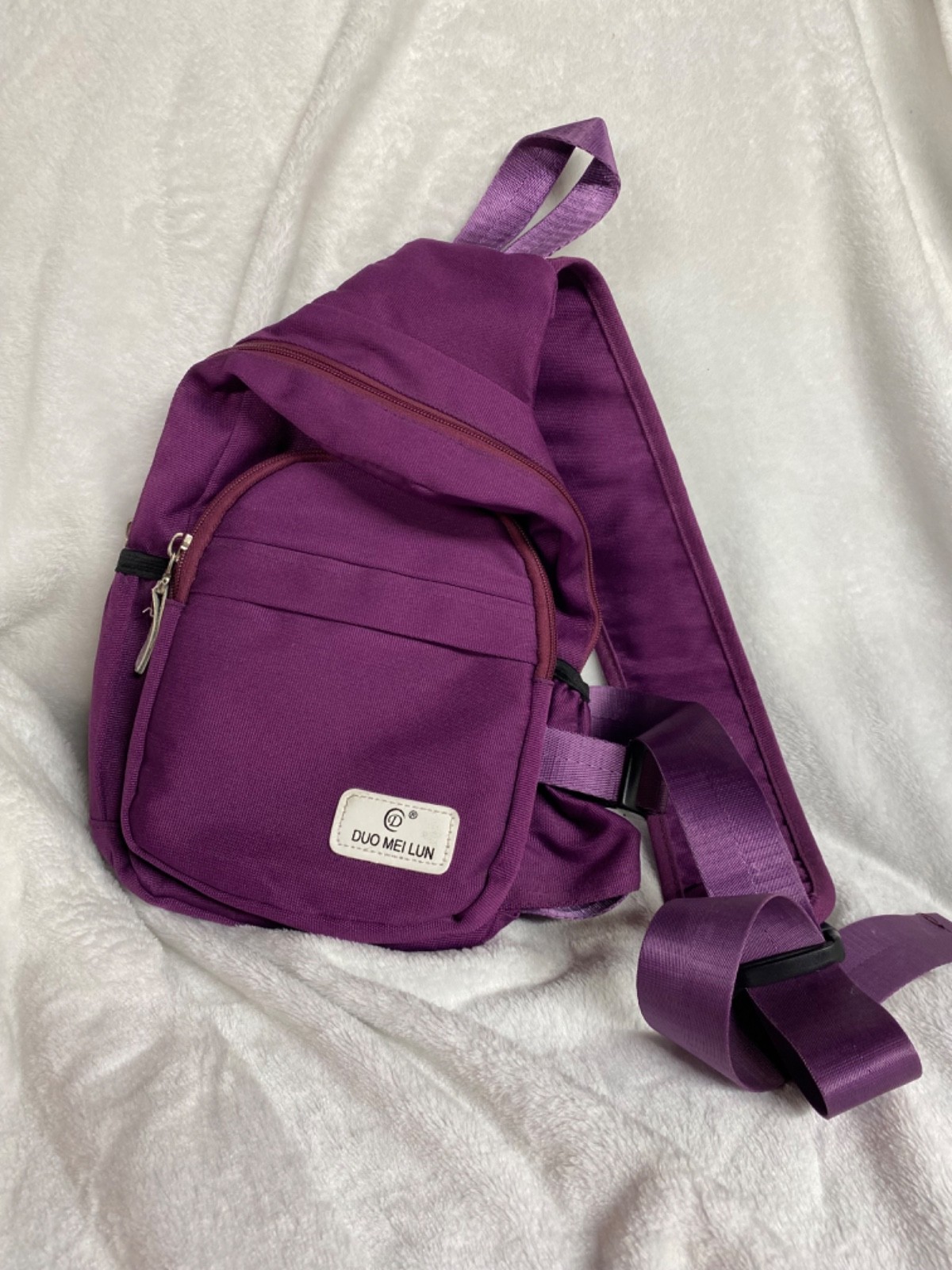 Duo Mei Lun Shoulder Sling Pack Purple Zipper Pull Flaw