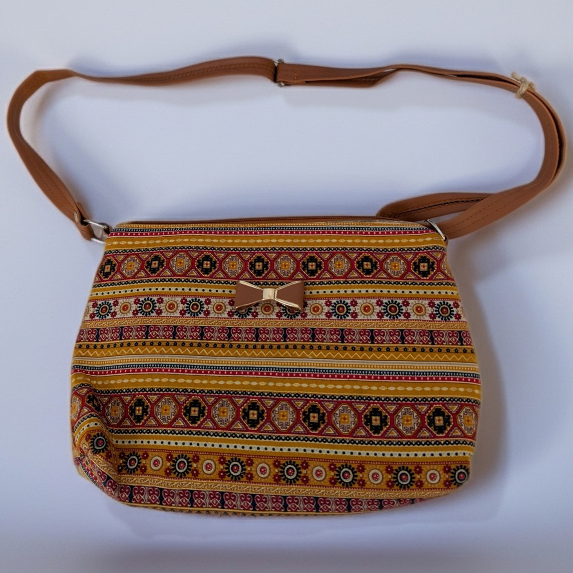 Bohemian Multicolor Geometric Shoulder Bag, Zip, Lined Pockets