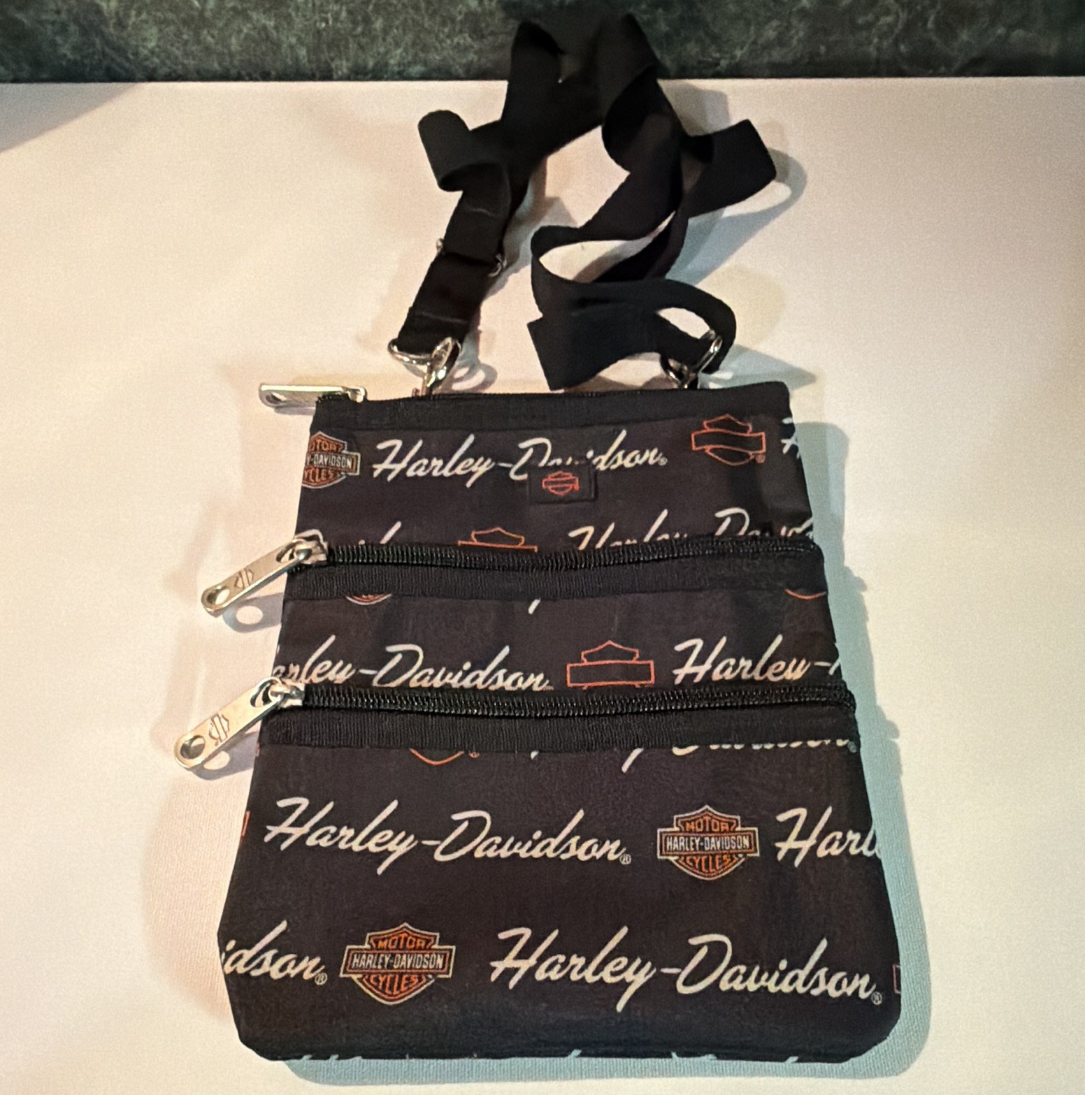Harley-Davidson Black Small Crossbody Bag Logo Zip Closure Adjustable Strap