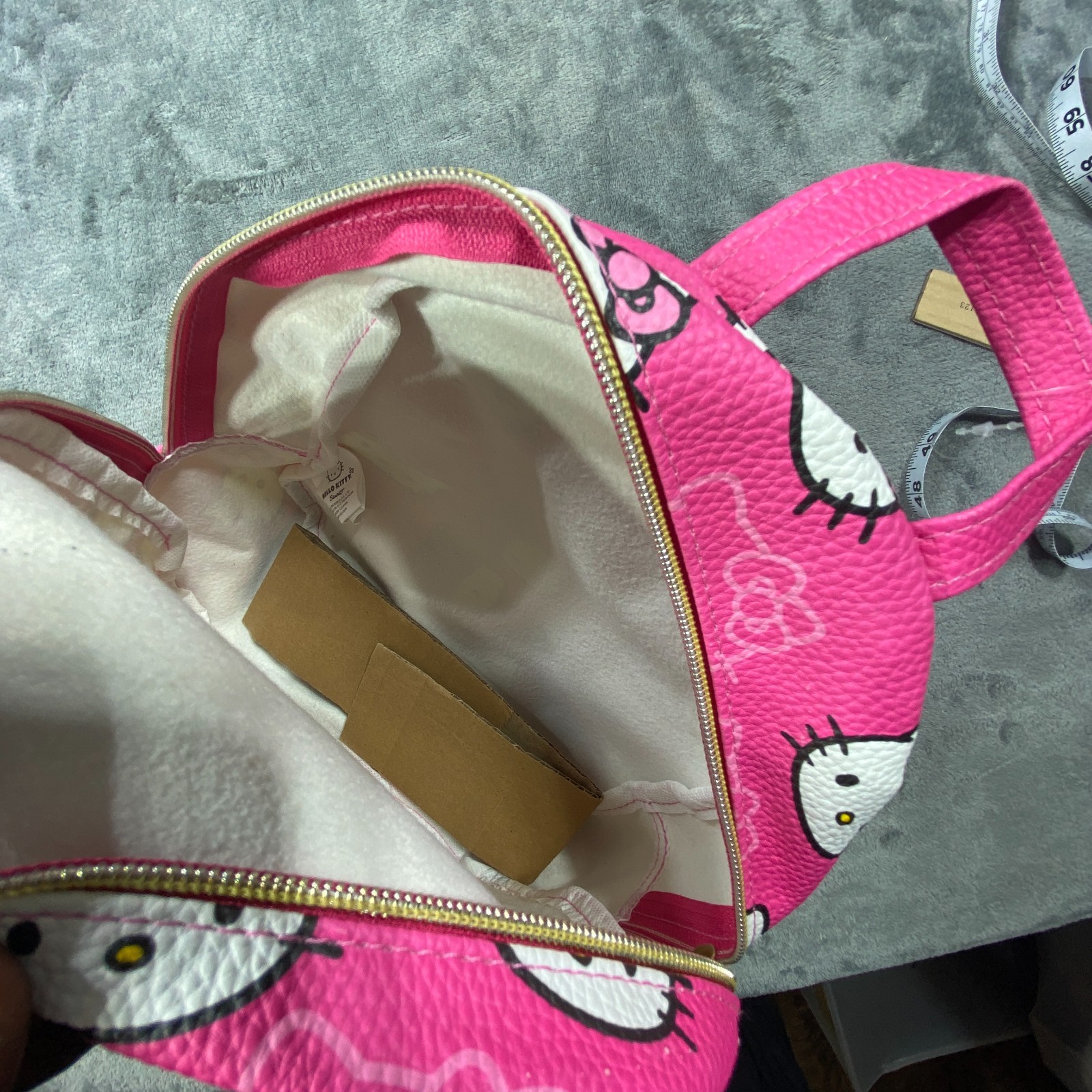 NEW Fast Forward Sanrio Small Backpack Hot Pink Hello Kitty All Over Print Zip