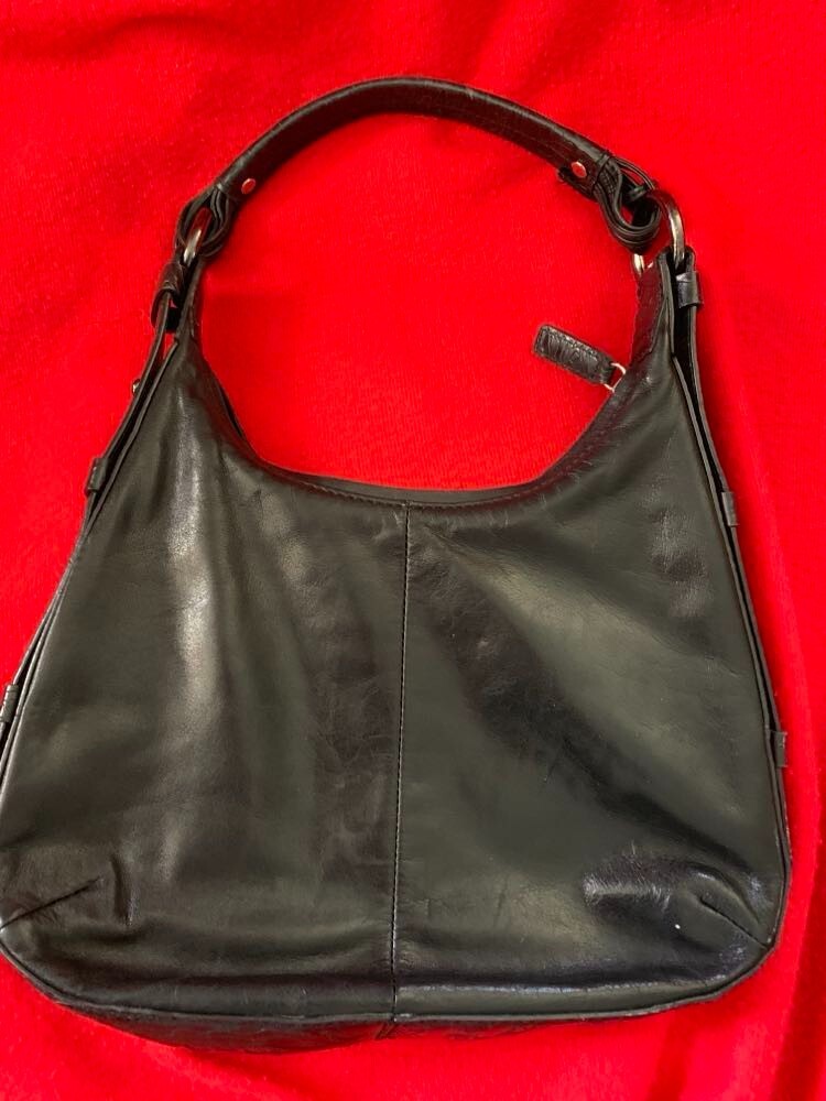 EUC Via Spiga Black Leather Shoulder Bag