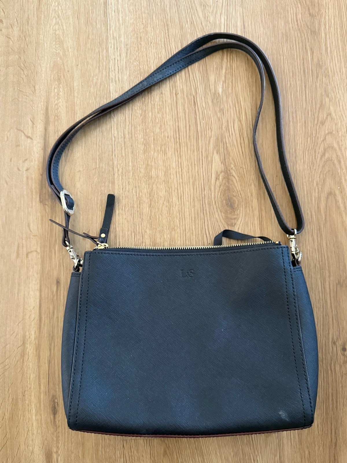 Lo & Sons The Pearl Black Convertible Crossbody Travel Purse Multi-Pocket