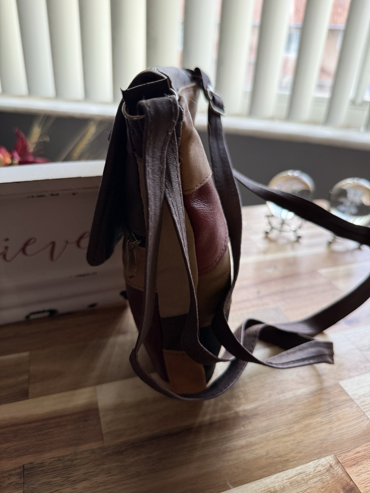 Small Black-Red-Ivory leather Bag With A Hand-painted Design Of Seated Women
