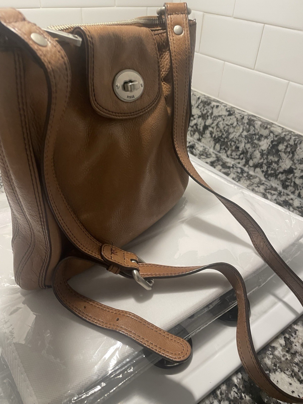 Fossil Women’s Brown Pebbled Crossbody Turn Lock Zip Top Silver HW Adj Strap