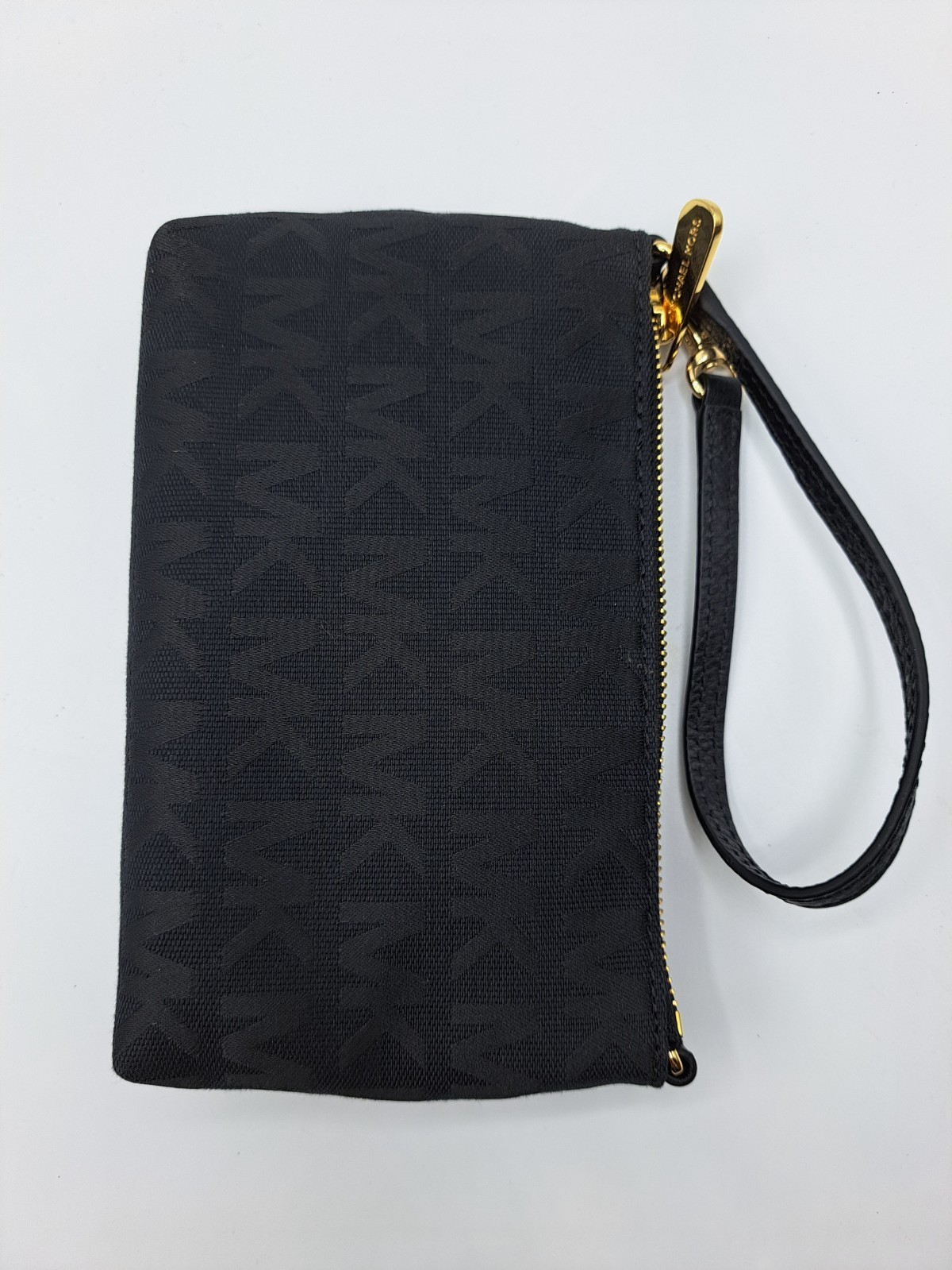 Authentic MICHAEL KORS Large Black Pebbled Leather Wristlet W/Gold Accents