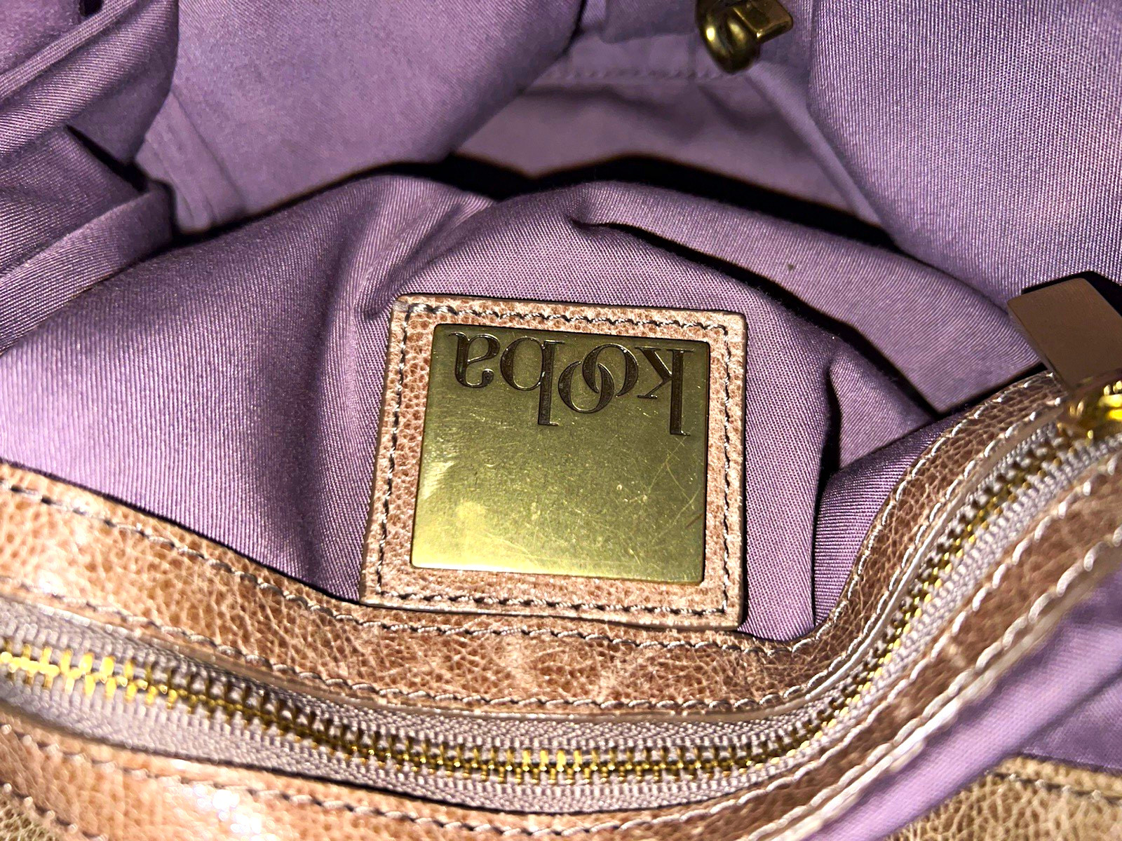 Kooba Brown Learher Shoulder Bag Purple Lined Zip Closure Inner Pockets