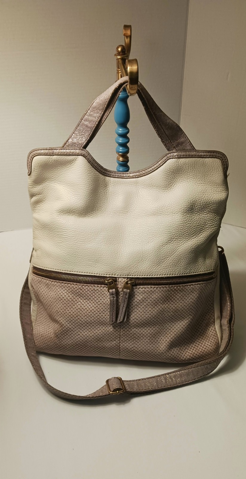 Fossil Erin Large Foldover Leather Crossbody Hobo Tote Purse~Metallic/Cream
