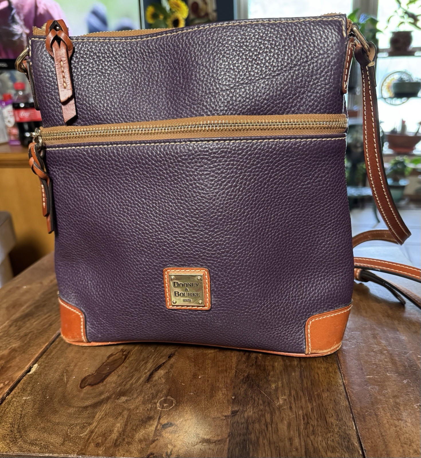 Dooney & Bourke Womens Crossbody Bag Pebble Grain Leather Wine