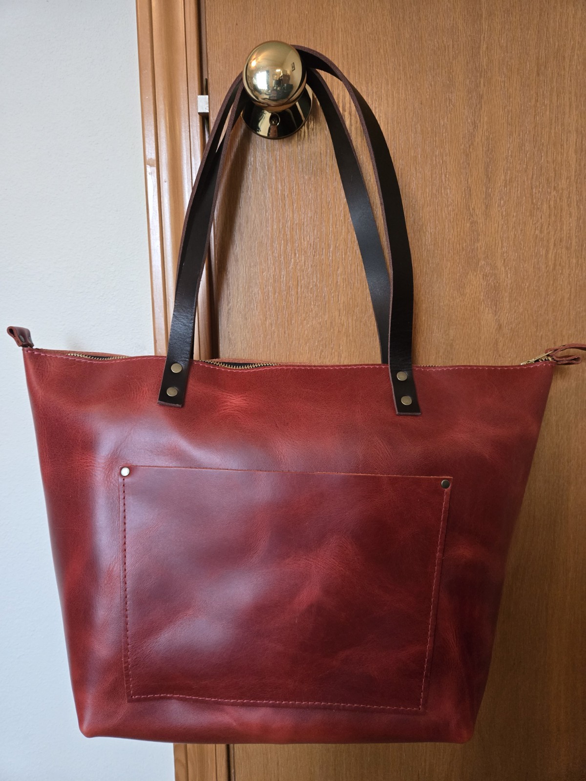 Portland Leather Goods PLG Large Zippered Tote BAG – ROSSO RED, NEW IN BOX