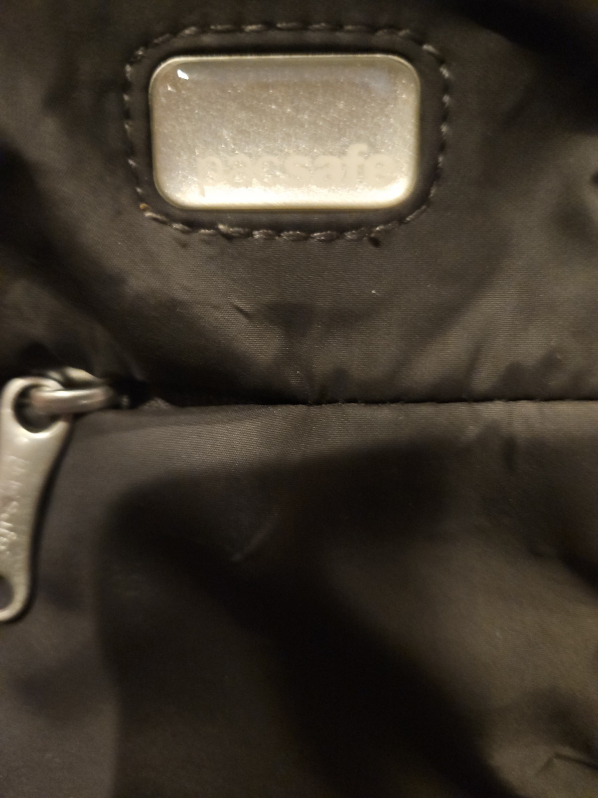 Pacsafe Citysafe Black CS-series RFID Anti theft Crossbody Bag