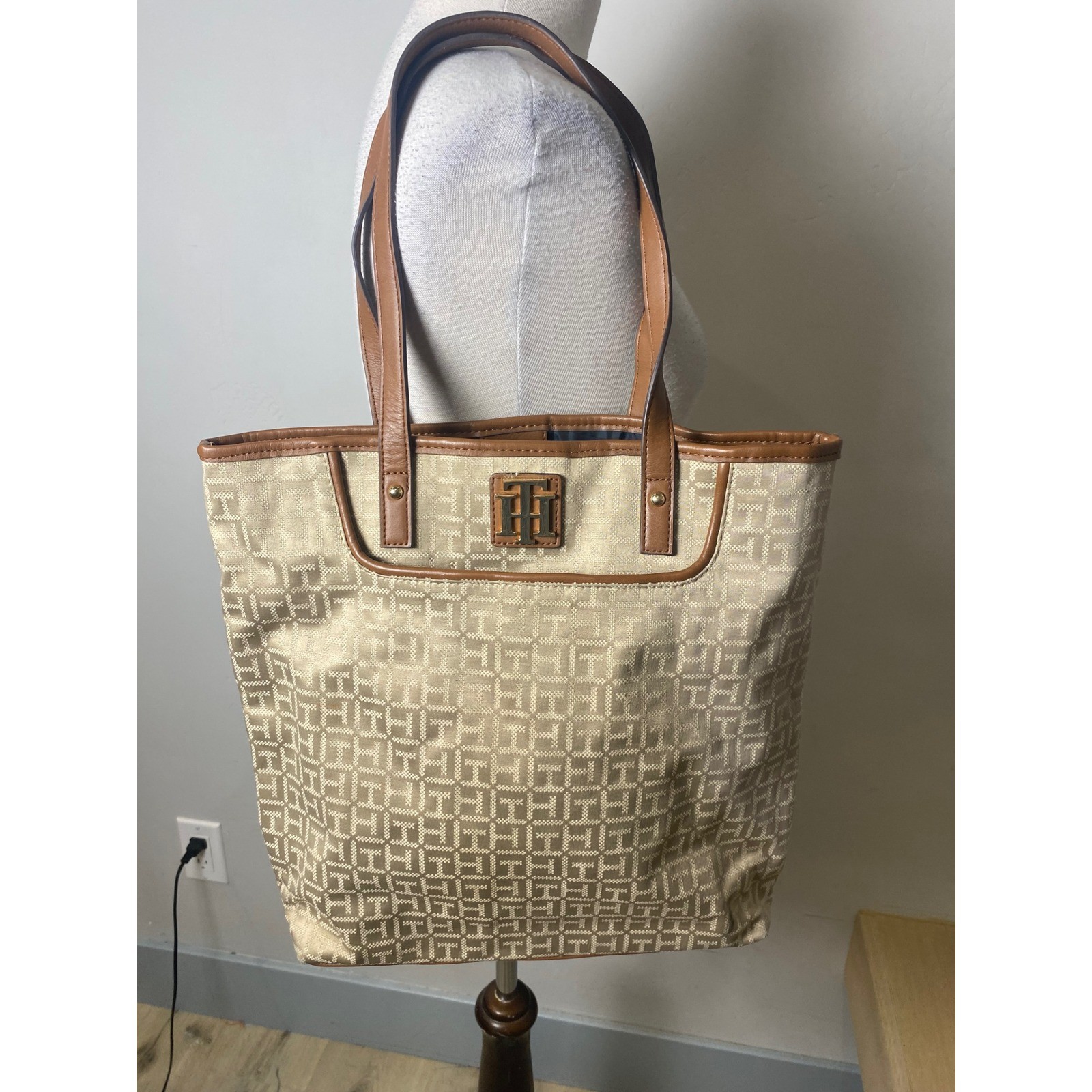 Tommy Hilfiger Y2K Monogram Jacquard Tote Bag Tan Brown Gold Logo Shoulder Bag