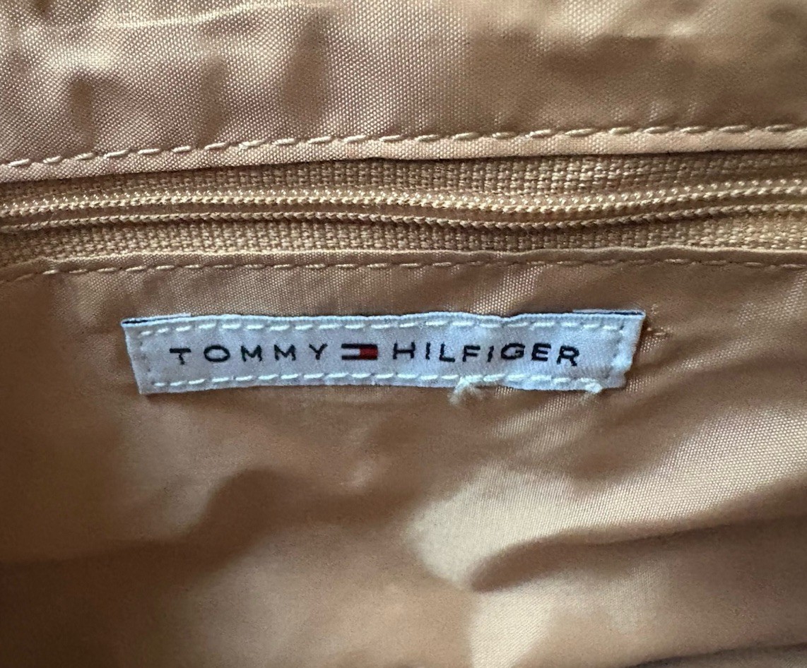 Tommy Hilfiger Beige Satchel Top Handle Bag Logo Accent Magnetic Closure