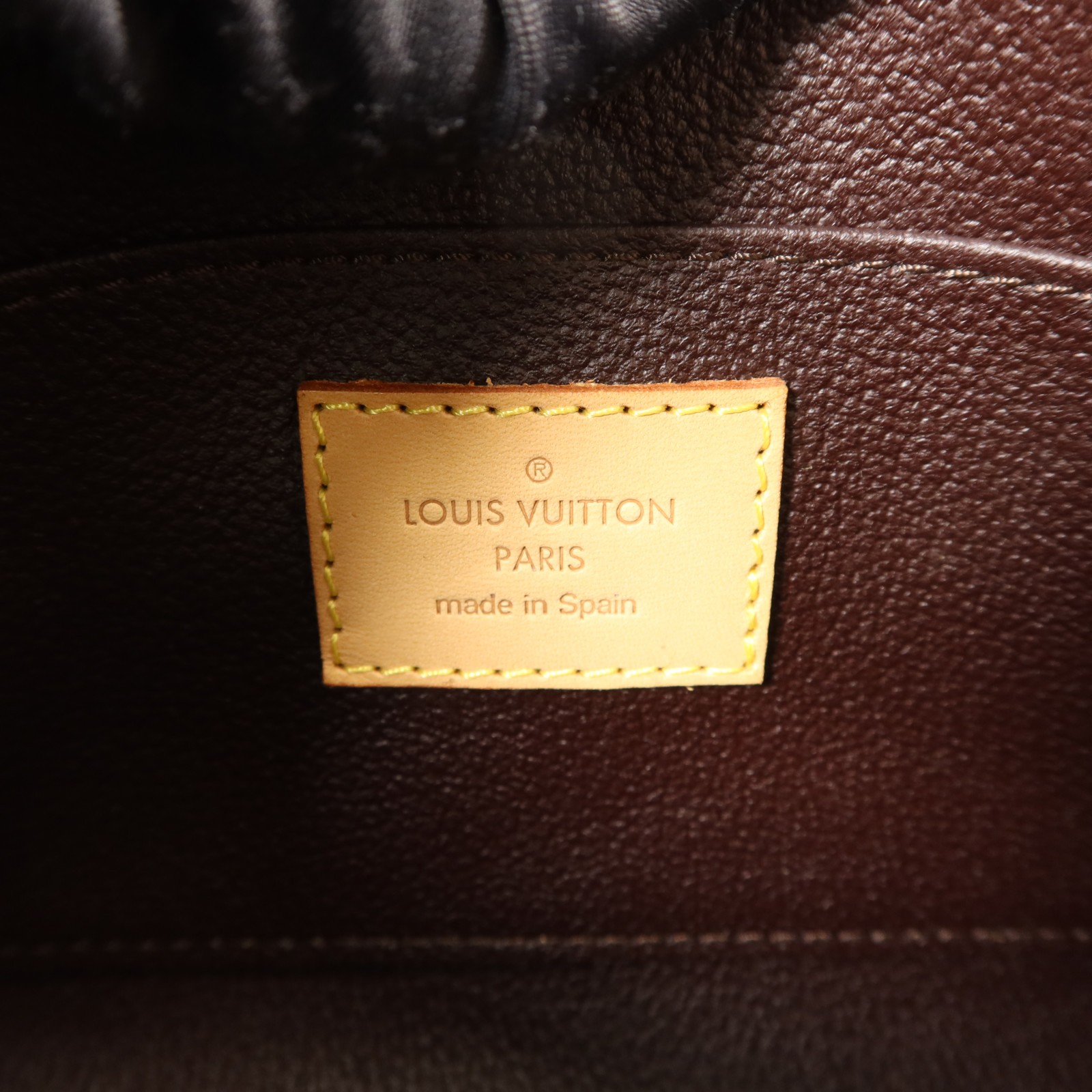 LOUIS VUITTON LV GHW Cosmetic Pouch M91495 Monogram Vernis Red