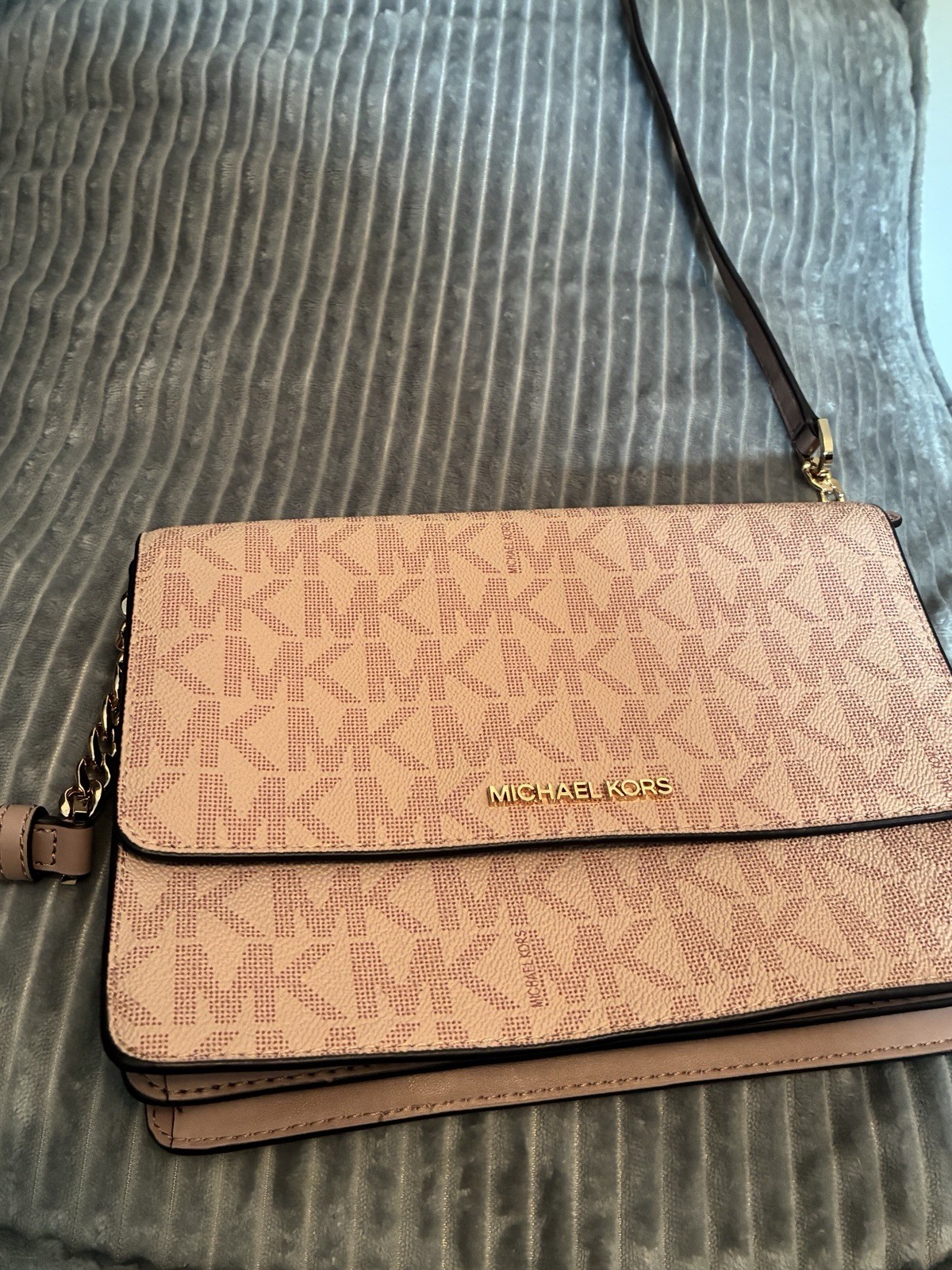 Michael Kors Pink Logo Crossbody Bag Zip Closure Detachable Adjustable Strap
