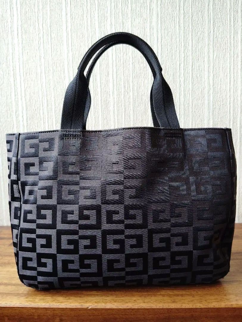 Givenchy Mini Tote Bag 4G Logo Canvas Black Grau 80cm Japan