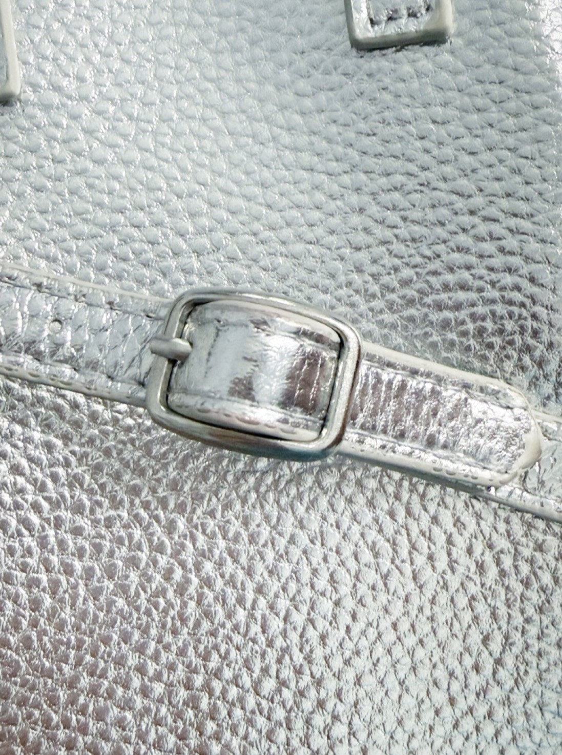 United Colors of Benetton Silver Mini Crossbody Bag Phone Purse Metallic Handbag