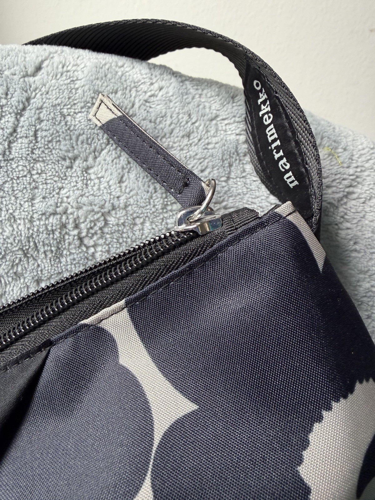 Marimekko Mini Unikko Neat Crossbody Medium Black Khaki New US Seller