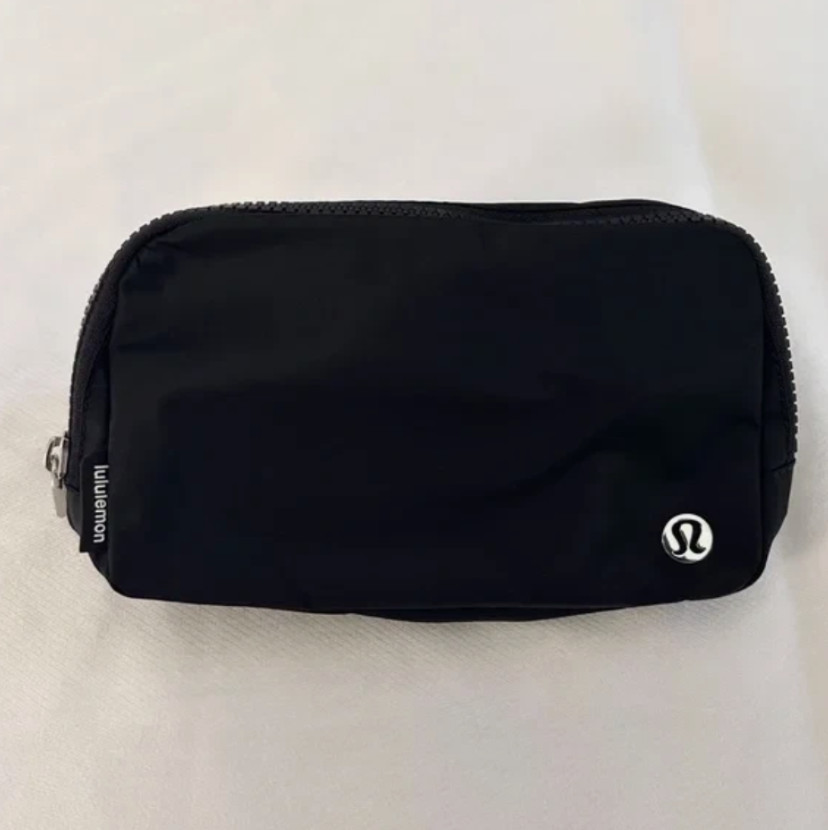 Lululemon Everywhere Belt Bag 1L Black Unisex Crossbody Waist Fanny Pack NWT
