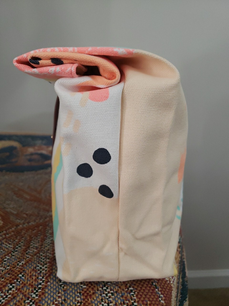 Benefit Cosmetics Lunch Bag New. Please read description.