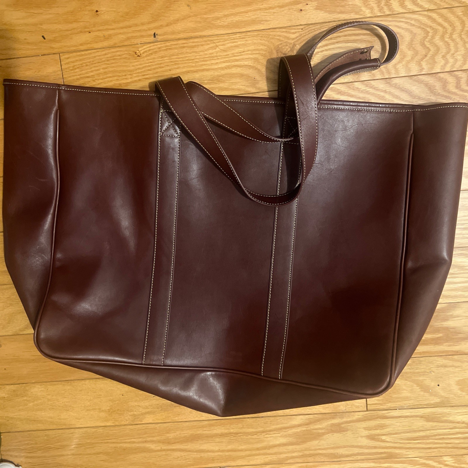 Hartmann Leather Hamptons Tote Brown 20″ Wide x 15″ Height x 6.5″ Deep