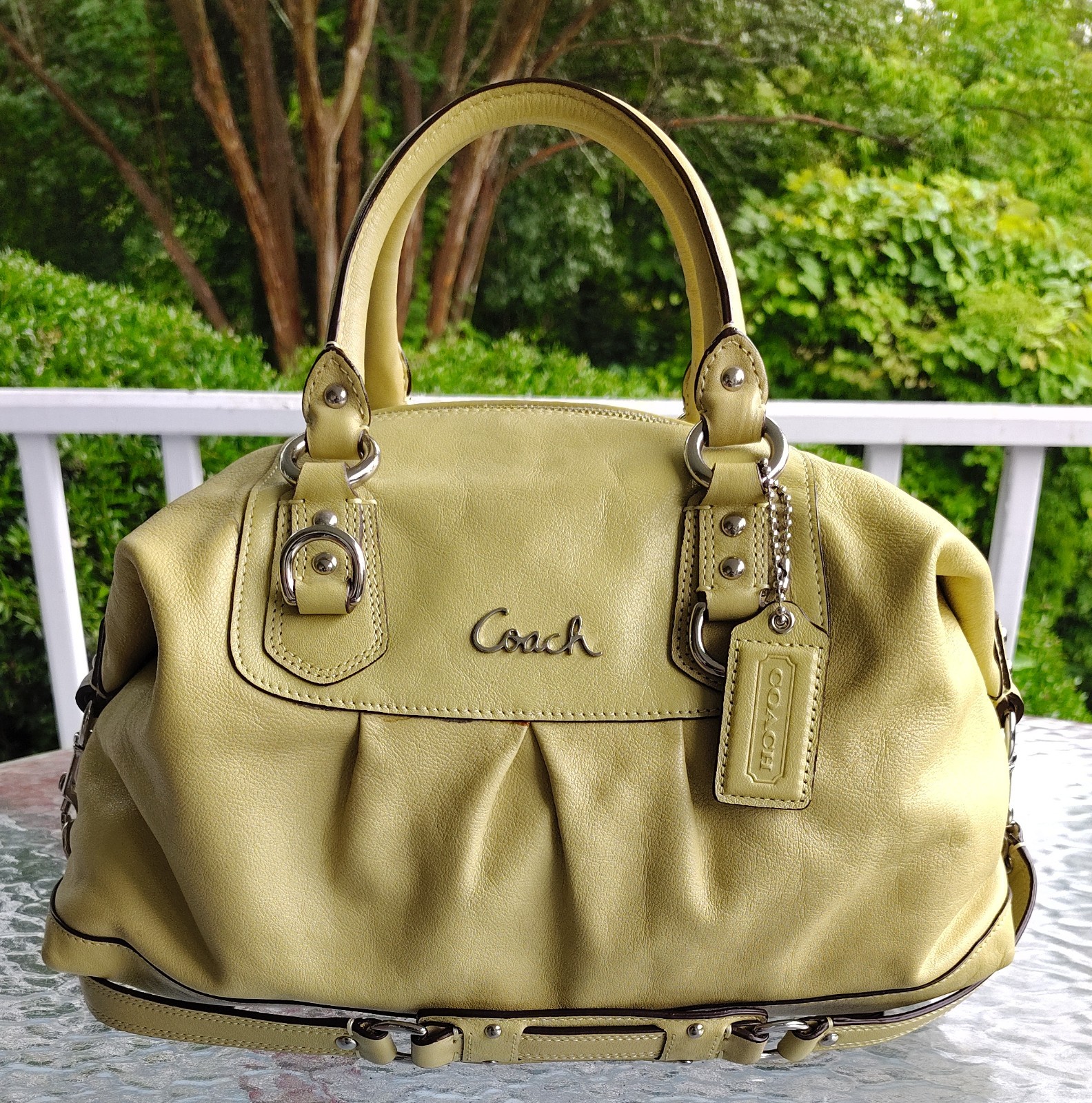 Coach LARGE F15447 Ashley Celery Green Leather Tote/Shoulder Bag