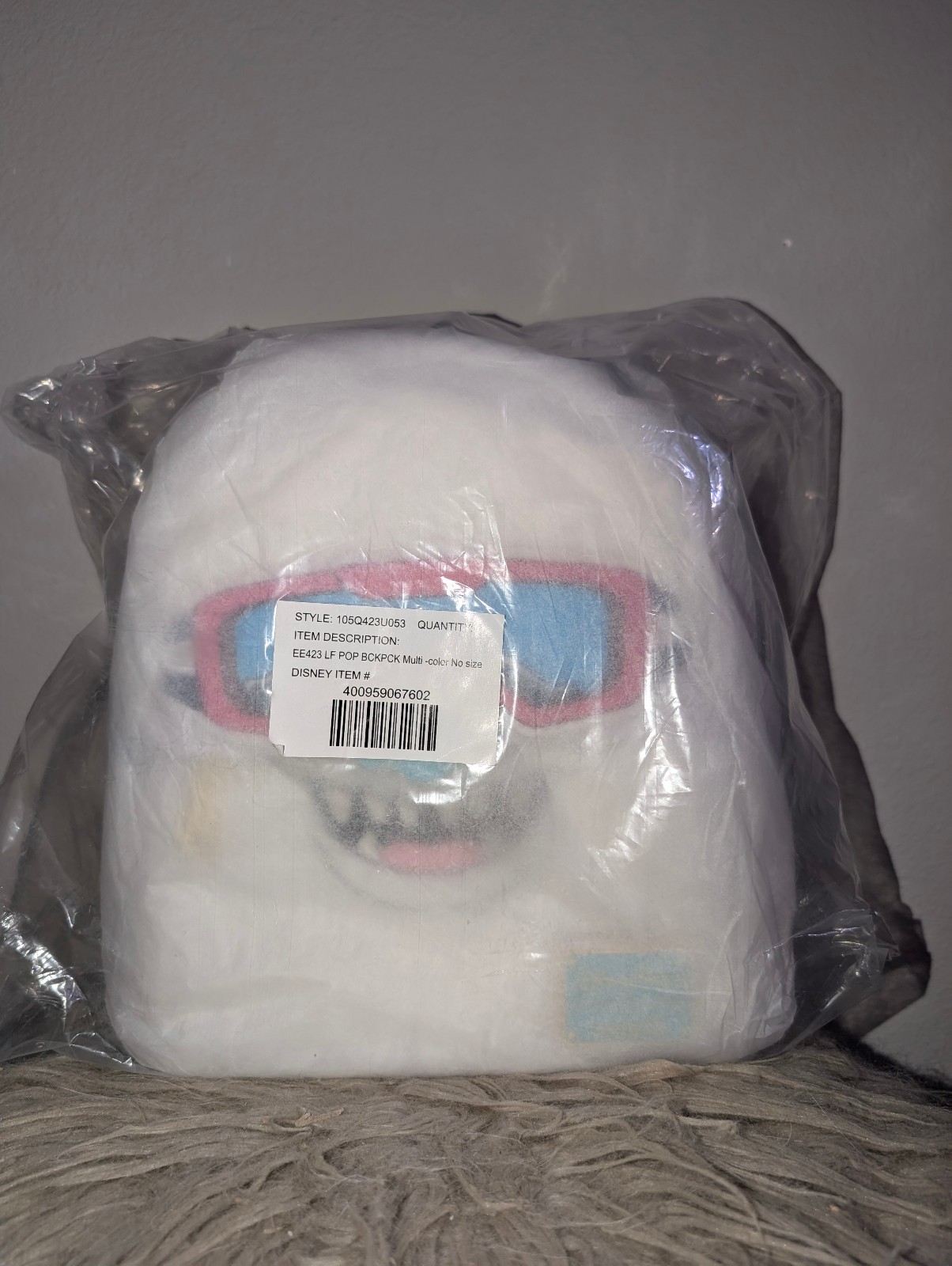 Loungefly Mini Backpack Hard Tag Expedition Everest Yeti Brand New