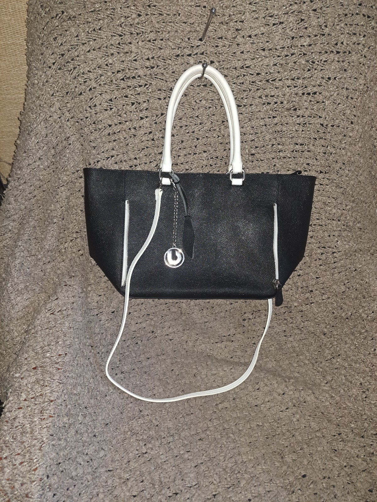 CHARLES JOURDAN-Black/White Leather Satchel/Shoulder Strap-Large Bag-Excellent