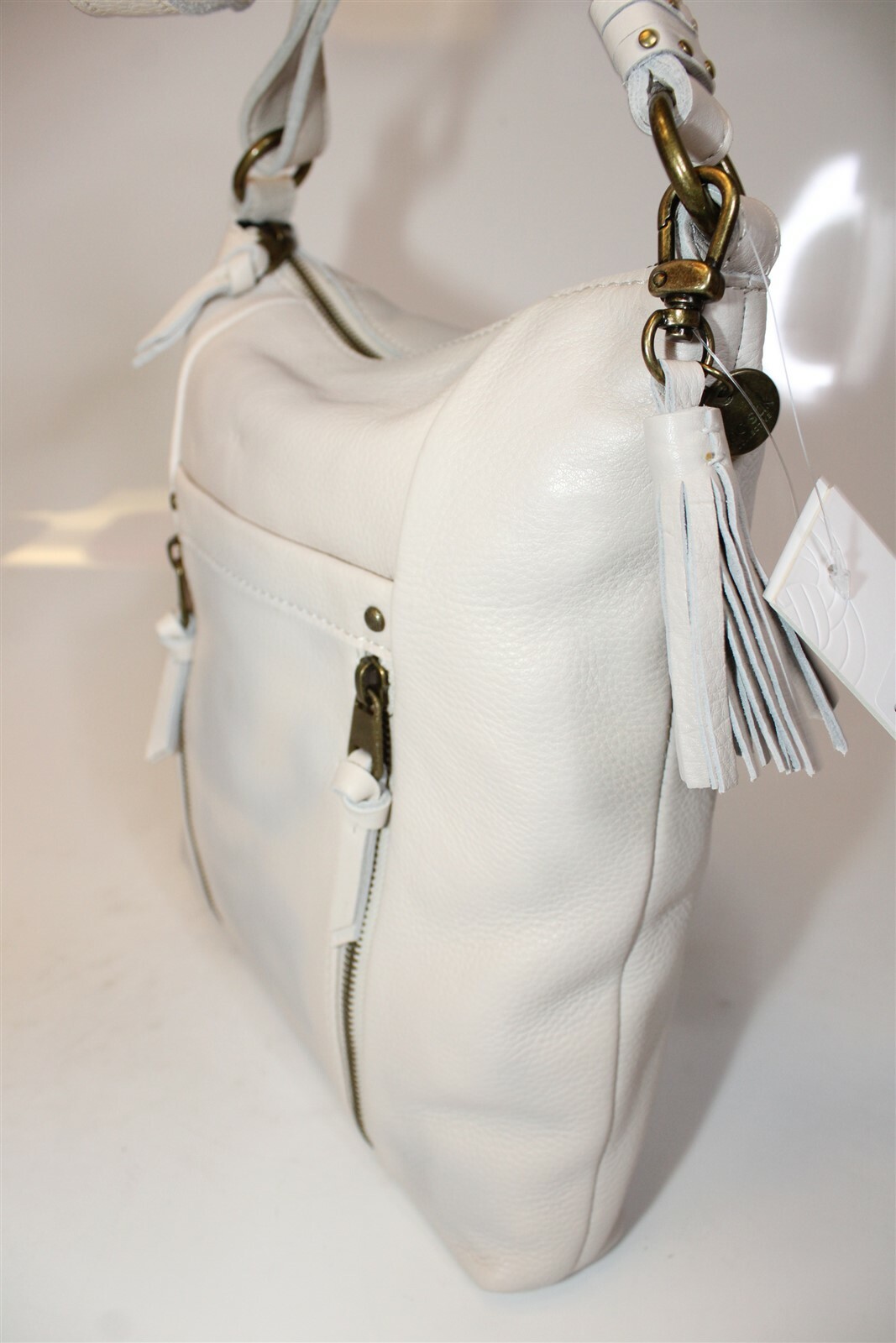 The Sak Collective NEW NWD DISCOLORED Ladera Soft Leather Purse Stone108111