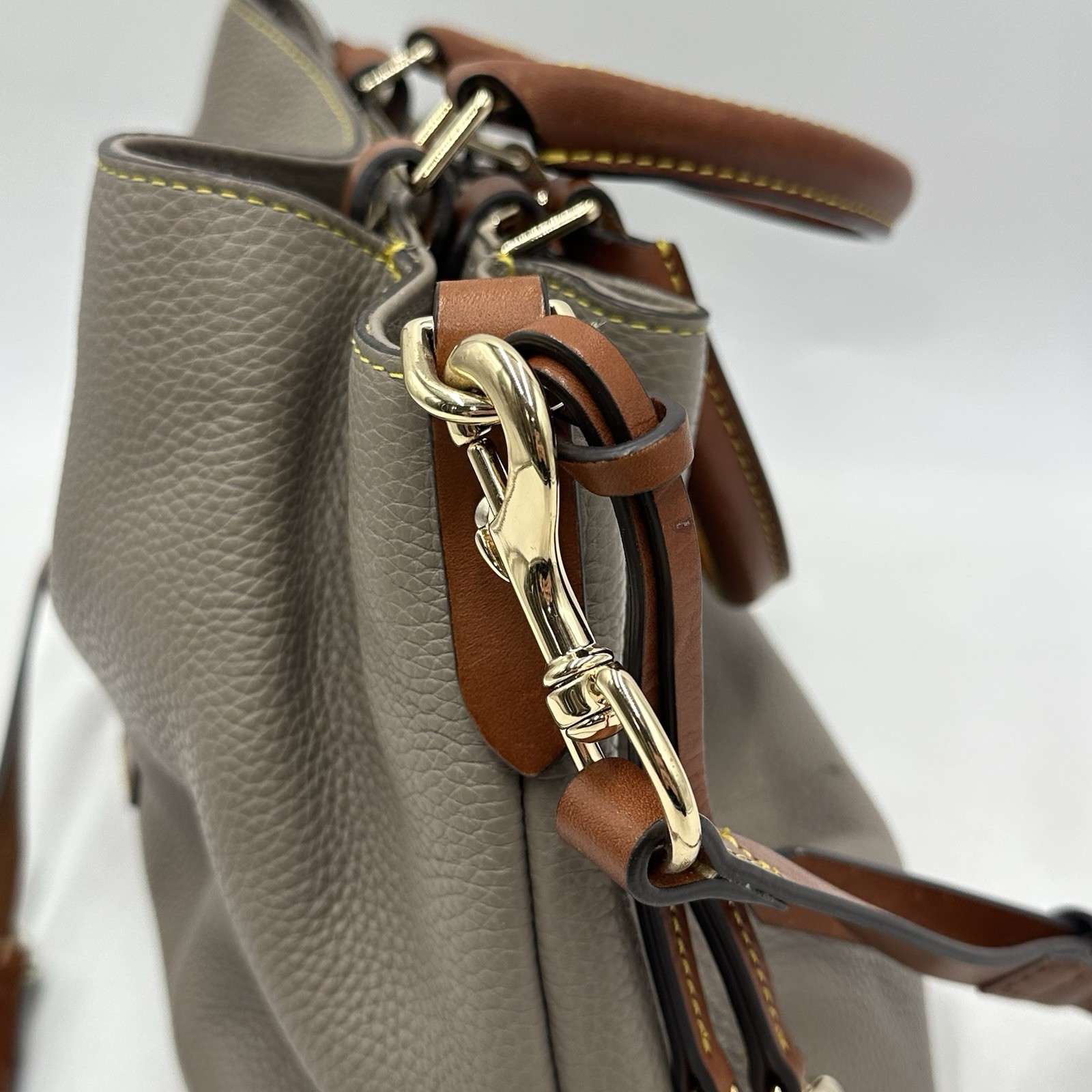 Dooney & Bourke Pebble Grain Medium/large Zip Barlow Purse In Elephant Nice