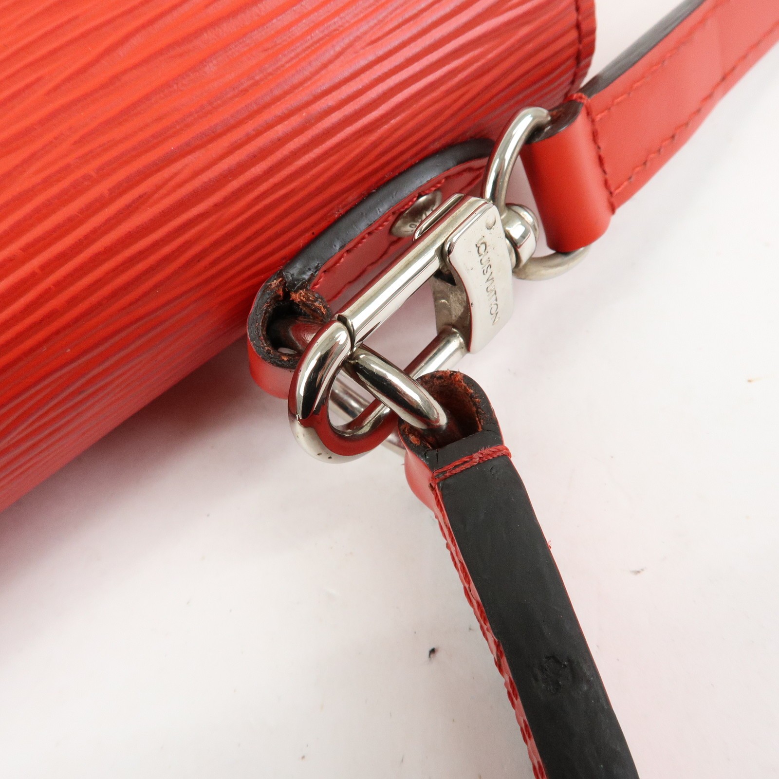 Louis Vuitton Epi Cluny BB Hand Bag Shoulder Bag Coquelicot M41337 Auth Used F/S