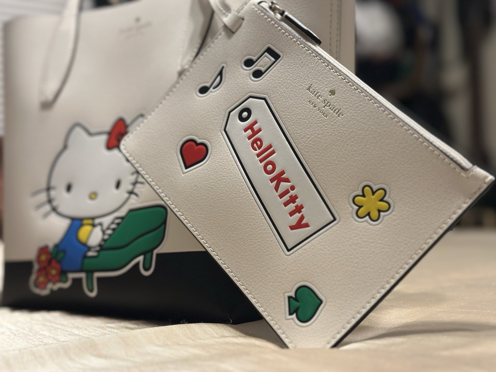 kate Spade New York Hello Kitty Medium Tote w/ Pouch White/Black, Lined