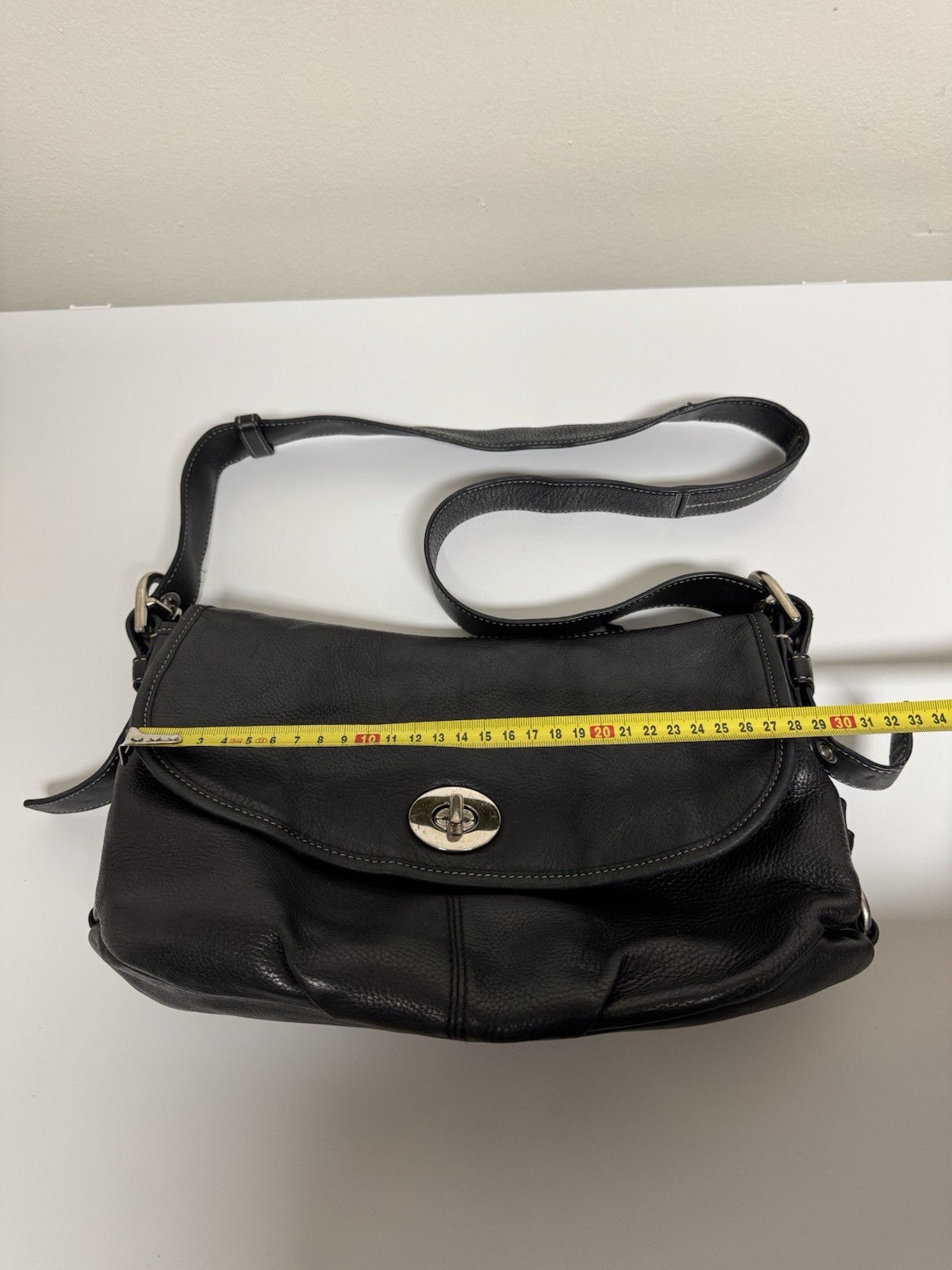 Coach Black Pebbled Turnlock Shoulder Bag, Adjustable Strap, Inner/Outer Pockets