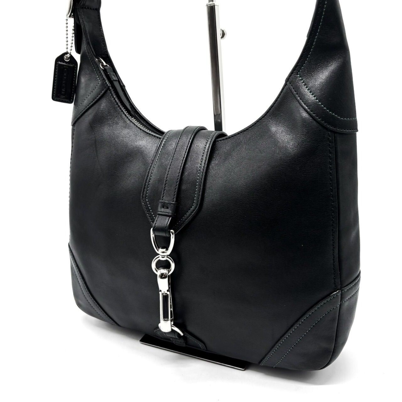 Coach Y2K Black Leather Hobo Shoulder Bag Silver Hardware Unisex 11.8in