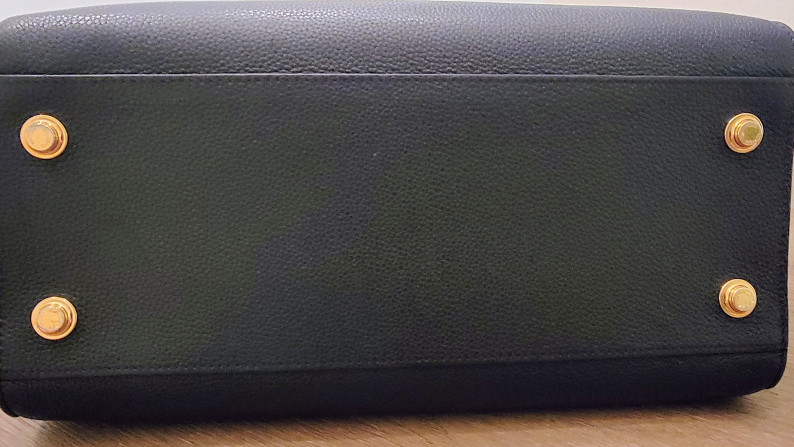 Louis Vuitton Taurillon City Steamer MM