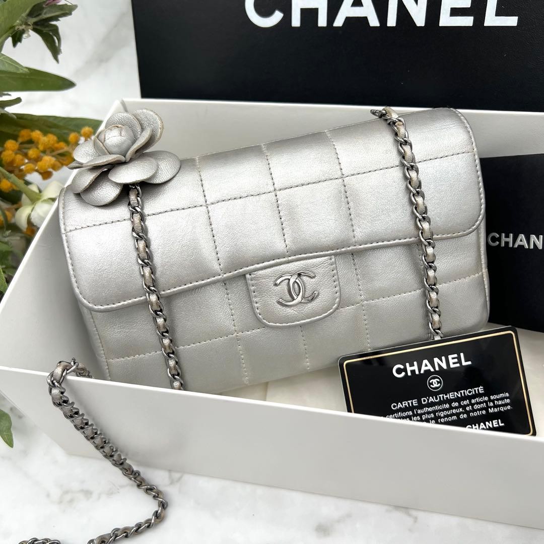 CHANEL [Good Condition] Chain Shoulder Bag Camellia Chocolate Bar