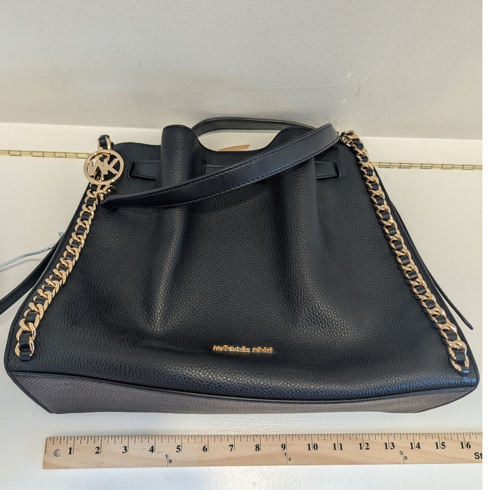 Michael Kors Mina Black Leather Chain Shoulder Bag Satchel Structured Classic