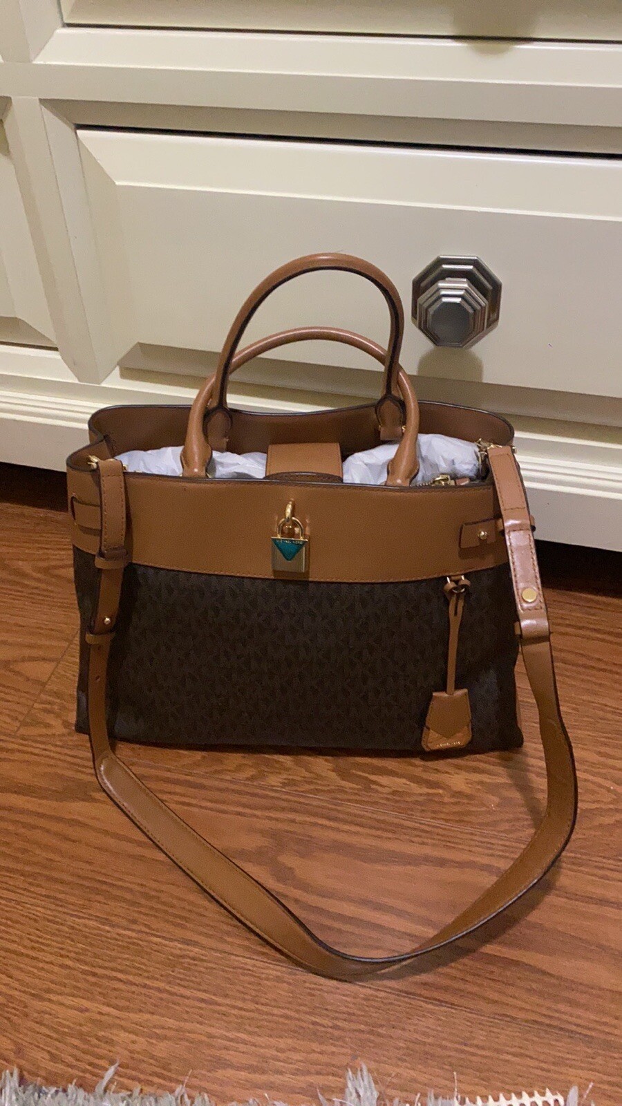 Michael Kors Hamilton Shoulder Bag – Brown