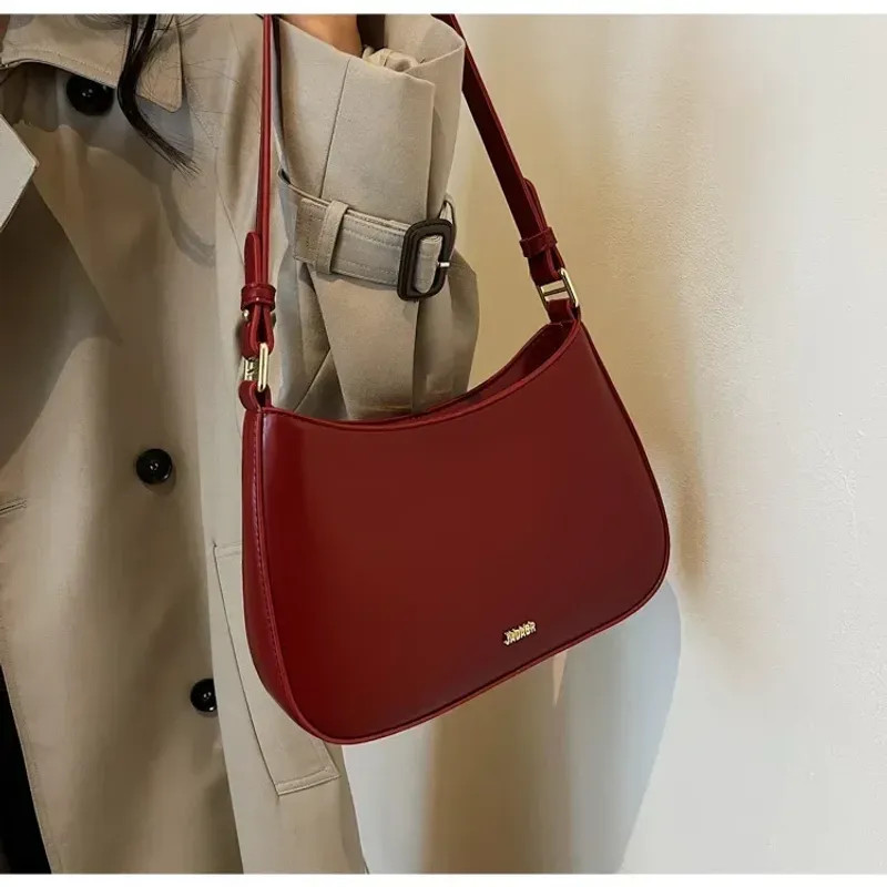 Red Underarm Shoulder Bags for Women 2024 New Texture Leather Crossbody Bag