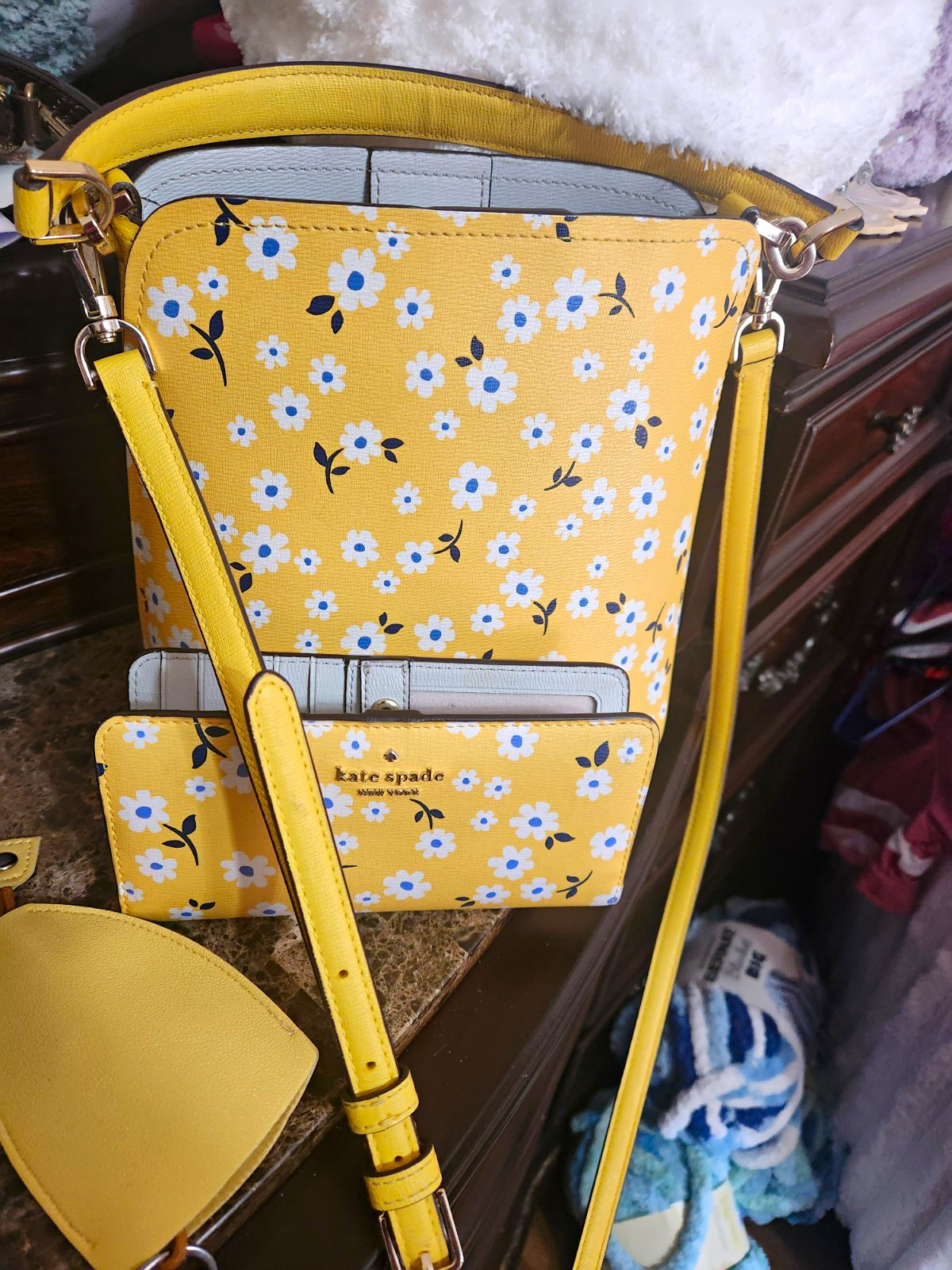 Kate Spade Matching Floral Bag And Wallet. Yellow With Blue & White Flowers