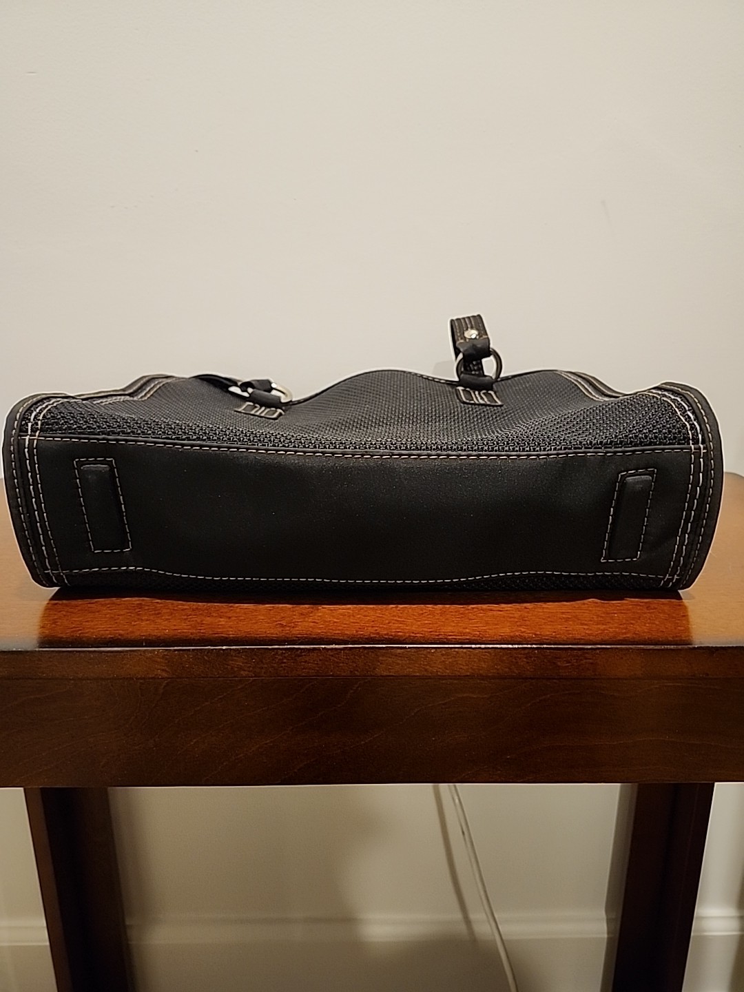The Sak Black Woven Stiched Shoulder Handbag/Purse Excellent Condition