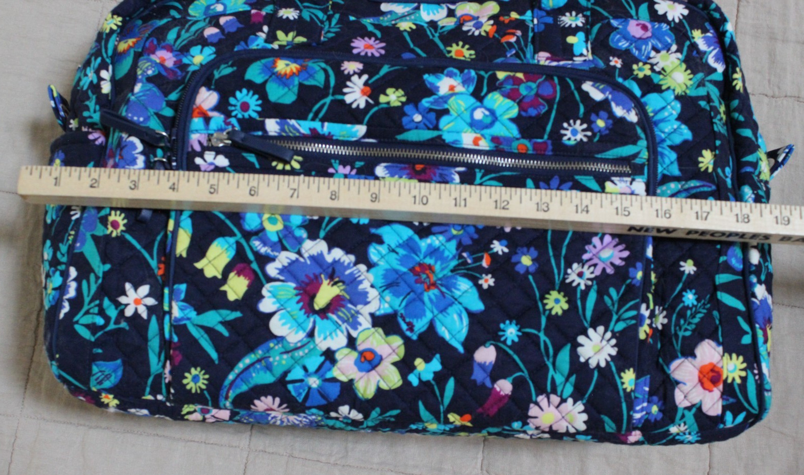 Vera Bradley Iconic Compact Weekender Travel Bag/Moonlight Garden Floral